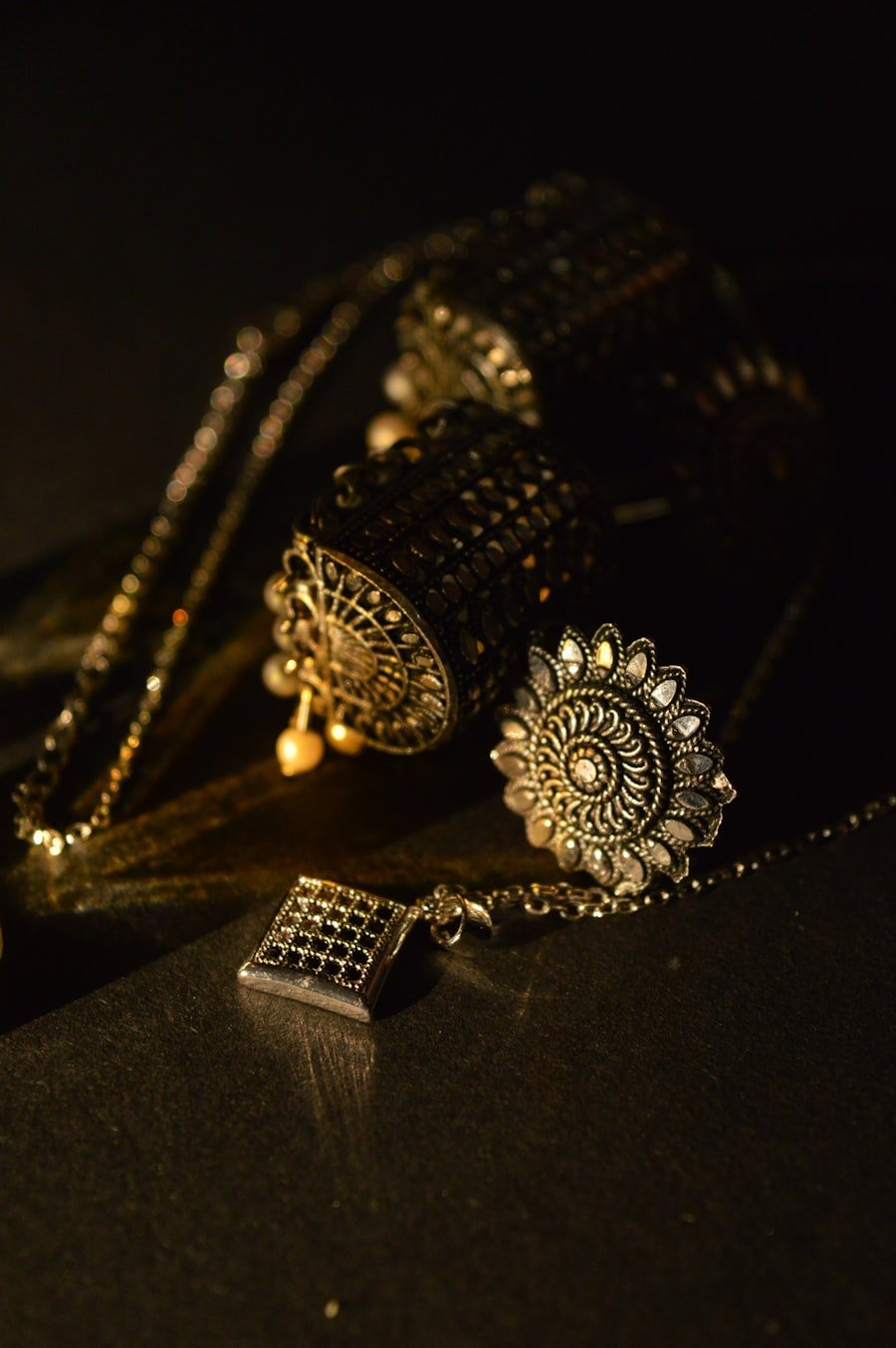 Ivy Heart Locket